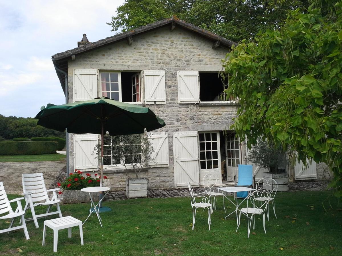L'Arnaudiere Condac Kültér fotó